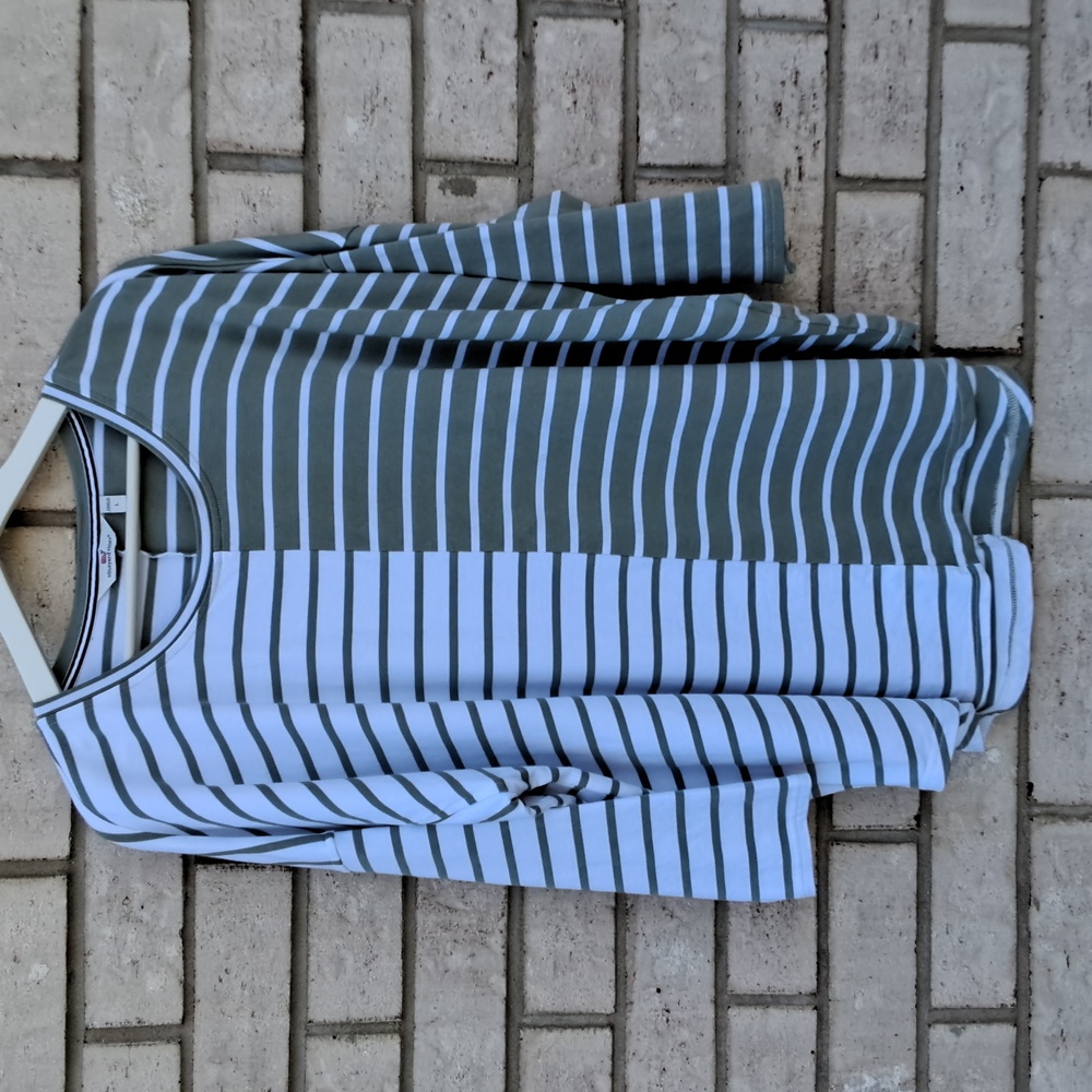 Vineyard Vine Stripe Top